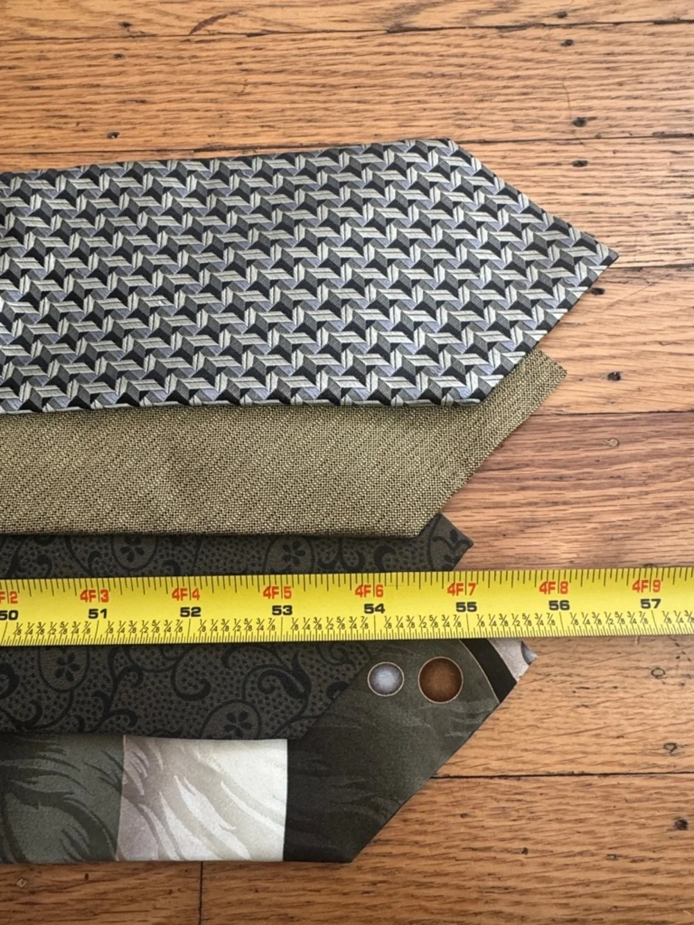 Olive Men's Tie Set